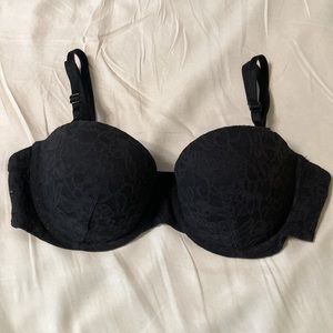 Victoria’s Secret | black lace bra